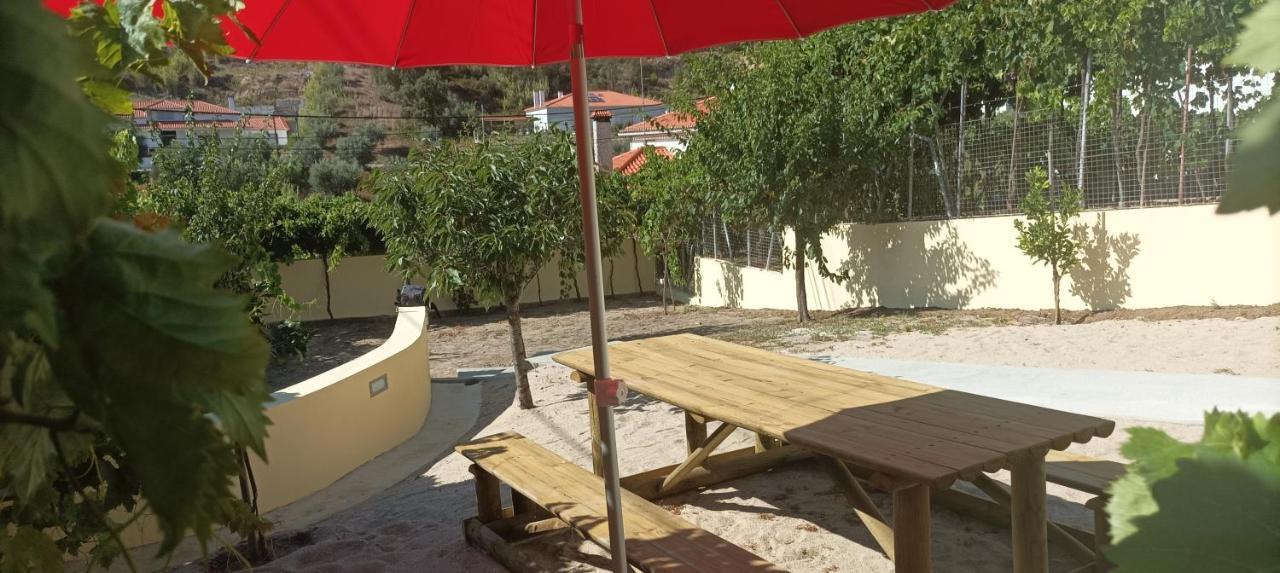 Villa Casatiomanel Amiais de Baixo Esterno foto